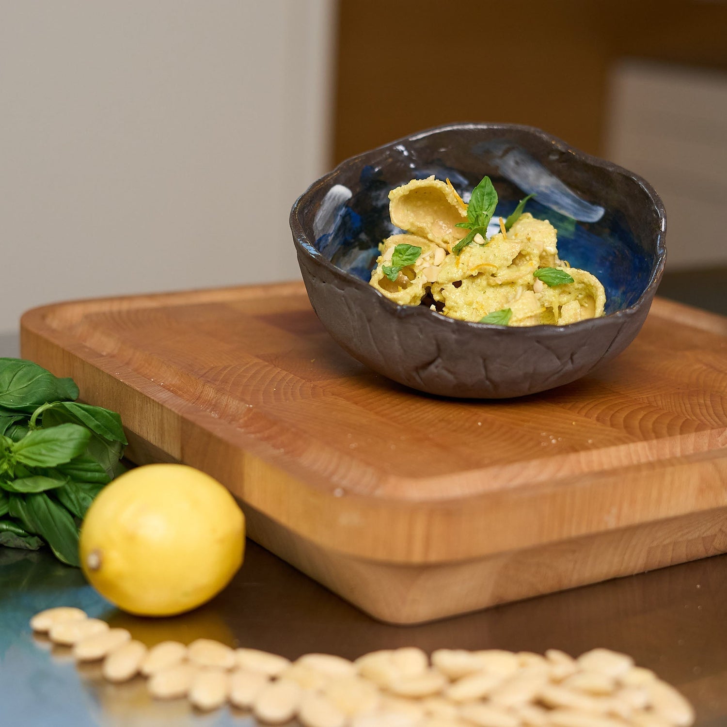 Canestri Giganti integrali con Pesto di Agrumi e Mandorle