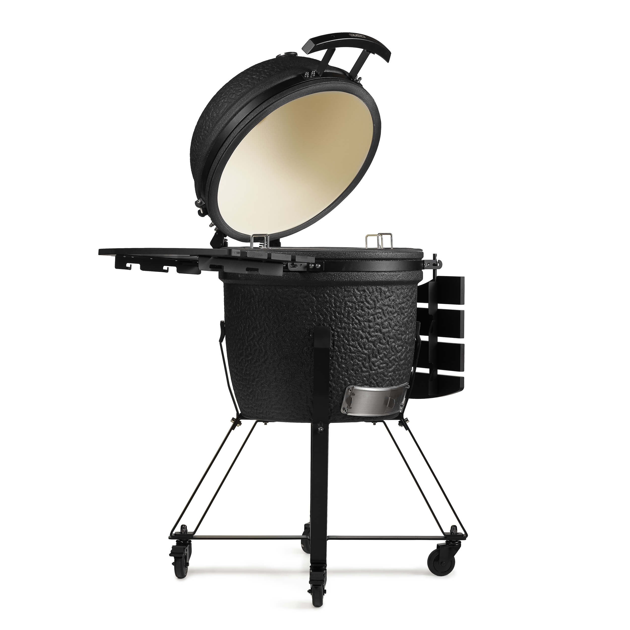Barbecue Kamado Black Large Classe Italy con coperchio aperto che mostra l'interno in ceramica resistente al calore