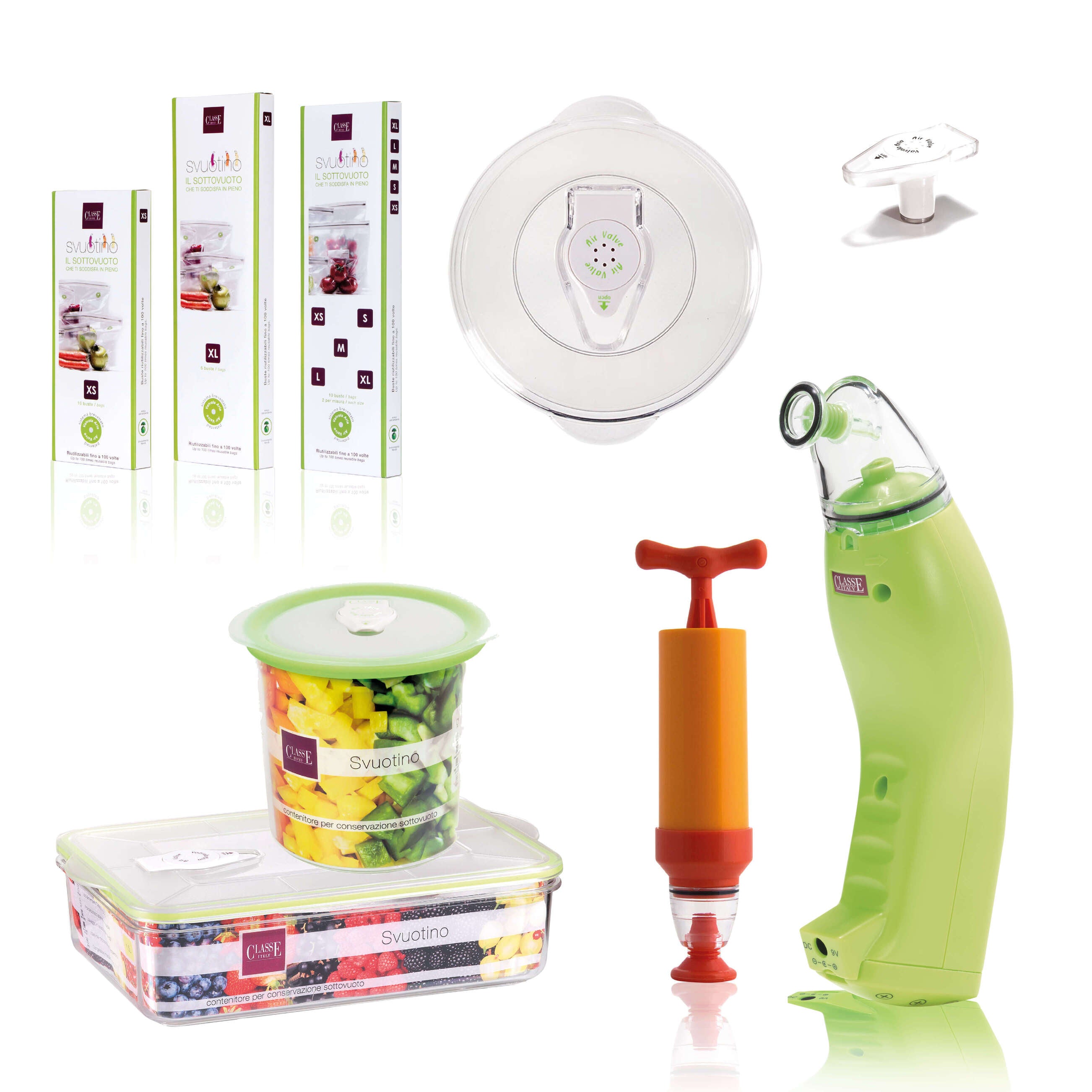 Svuotino Set Family nella variante verde, il set del palmare VinOk pensato per le famiglie, comprensivo di contenitori in varie misure, buste per sottovuoto, coperchio universale, tappo per bevande e estrattore manuale sottovuoto in omaggio