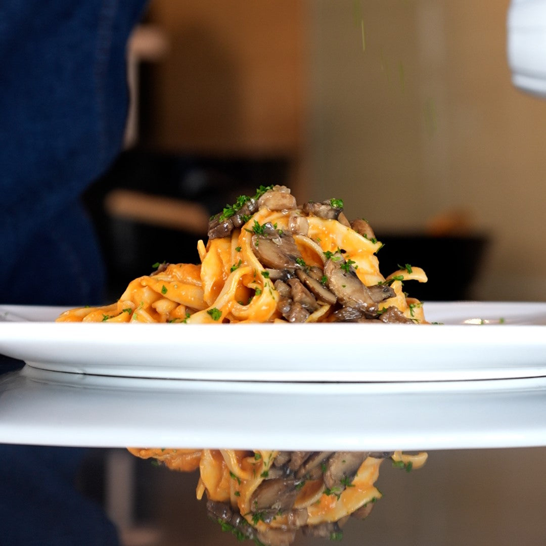 Tagliatelle all’uovo con Crema di Zucca e Funghi