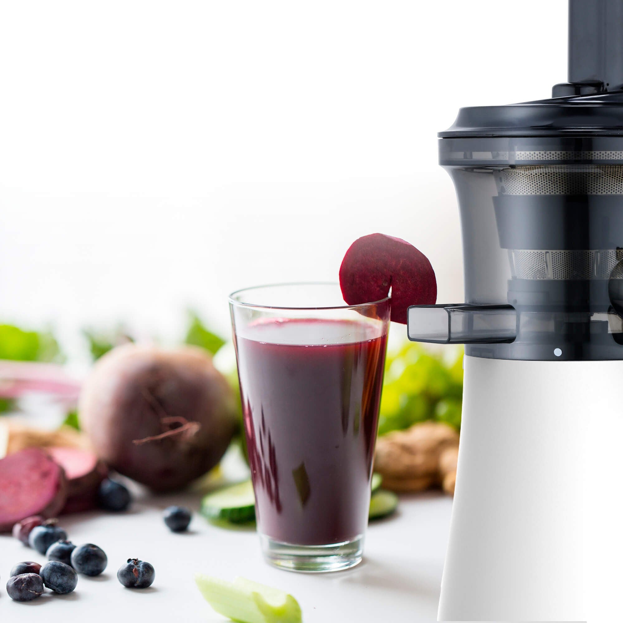 Estrattore di succo Vivo Smart Compact succo barbabietola